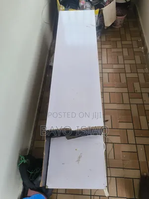 3 Draw Face Standing Tv Self Is Available for Sell