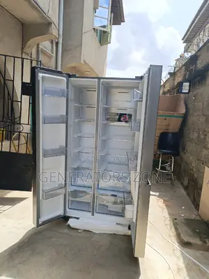 Spacious Interior Hisense 87ws 634l Refrigerator