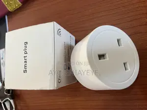 Smart Plug Tuya Enable for Home and Bildings