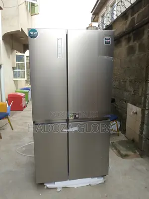 Hisense Dual Compartment 634 L Side-by-side Smart Fridge