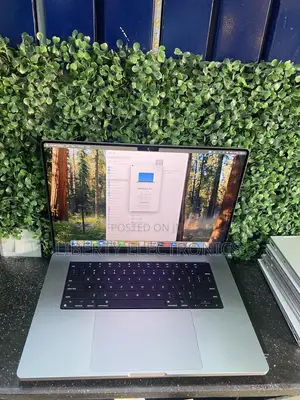 Laptop Apple MacBook Pro 2021 M1 16GB Apple M1 Pro SSD 512GB