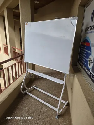 Single Sided 4x4feet Imported White Magnetic Board