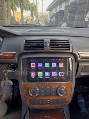 R350/R300/R320/R280 Mercedes Benz Android Screen (2005/2017)