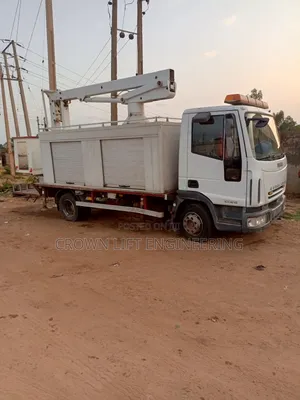 Motorized Manlift for Sale