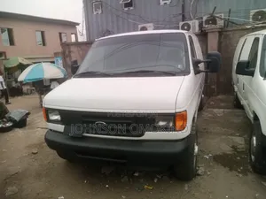 Ford E250 2006 White