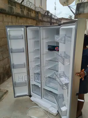 Perfect for Large Kitchens–Hisense 634l Side-by-Side Fridge