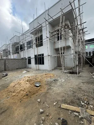 4bdrm Townhouse/Terrace in Gbagada for sale