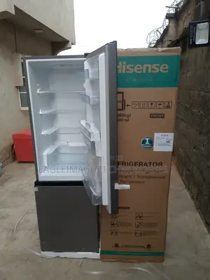 Sleek Profile Hisense 35dcb-Rd Refrigerator-Frost Free