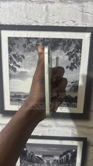 Apple iPhone 12 64 GB Purple