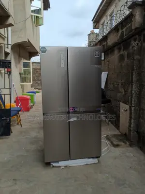 Bold Hisense 87ws Refrigerator-Stunning Design