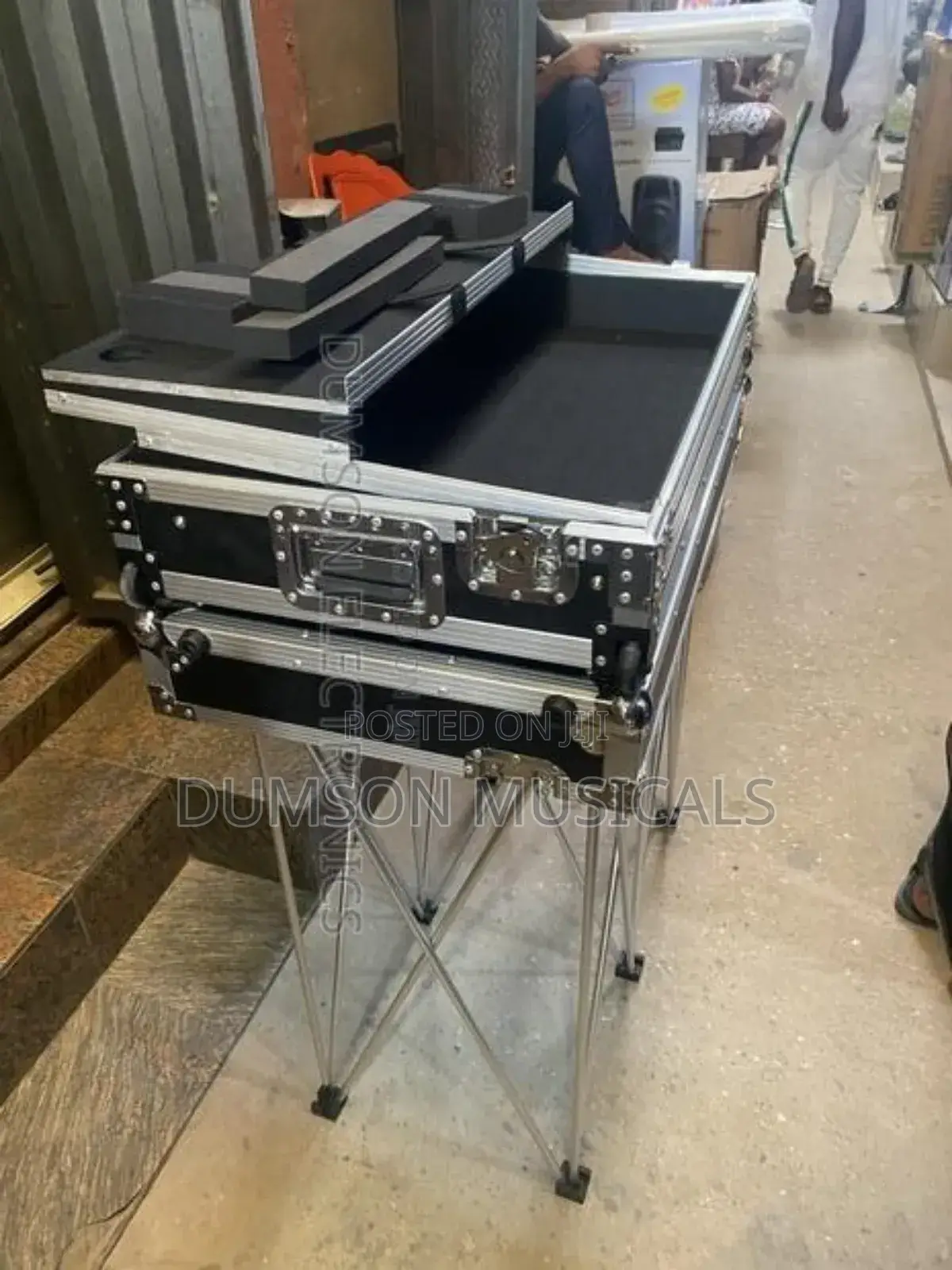 Dj Stand and Dj Controller Box
