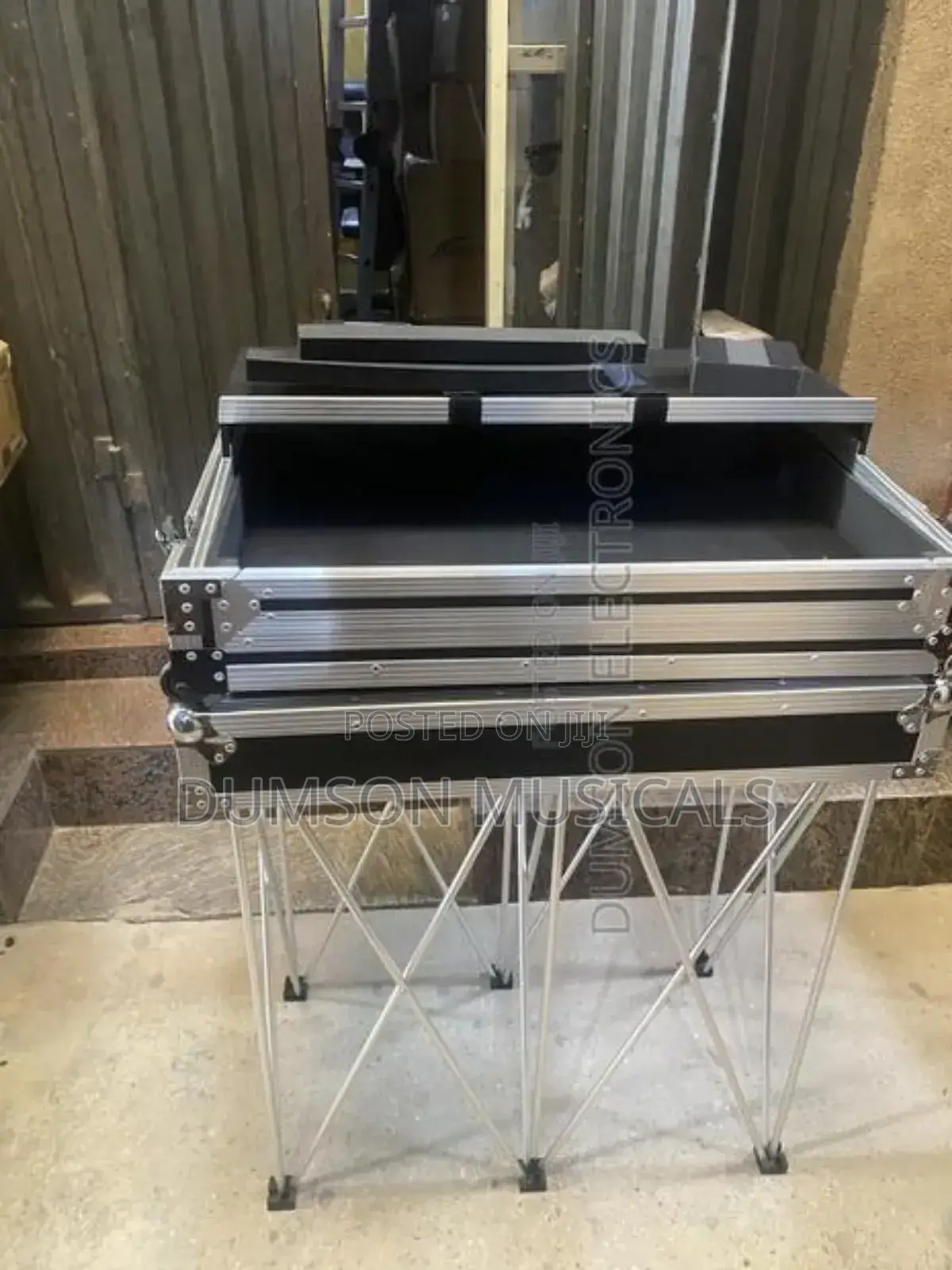 Dj Stand and Dj Controller Box