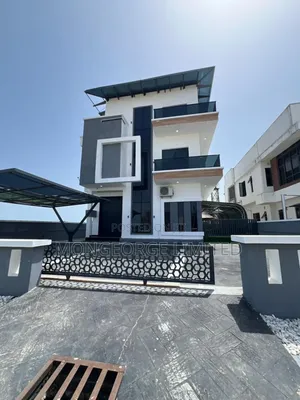 Furnished 5bdrm Duplex in Ikota for sale