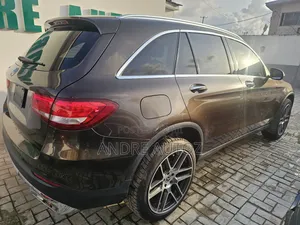 Mercedes-Benz GLC-Class 2018 Brown