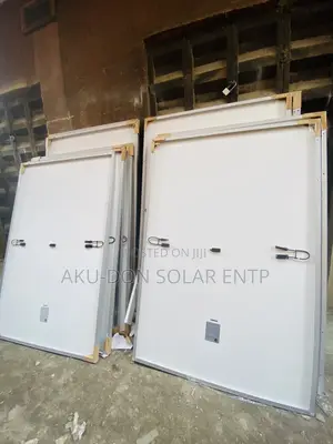 500watts 132cells Original Canadian Half-Cut Solar Panels