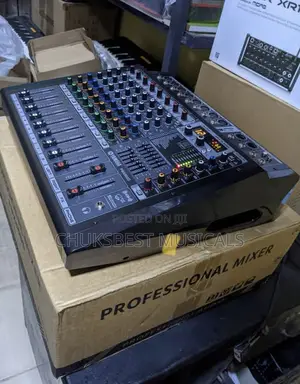 Yamaha Powered Mixer 8channels