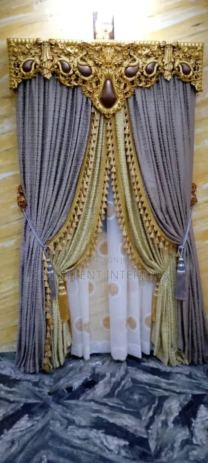 Quality Foreign Designed Board Curtains