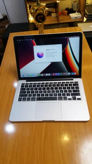 Laptop Apple MacBook Pro 2015 8GB Intel Core I5 SSD 256GB