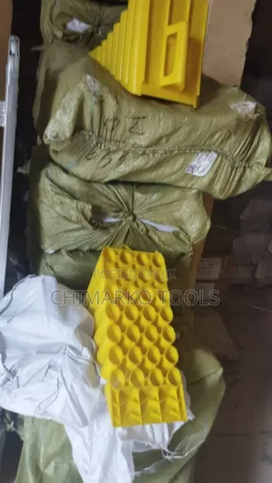 Plastic Wage