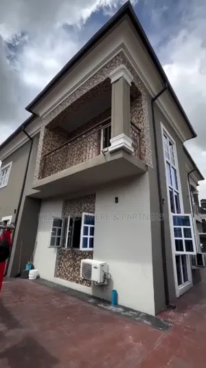 6bdrm Duplex in Farm Road 2 , Port for sale