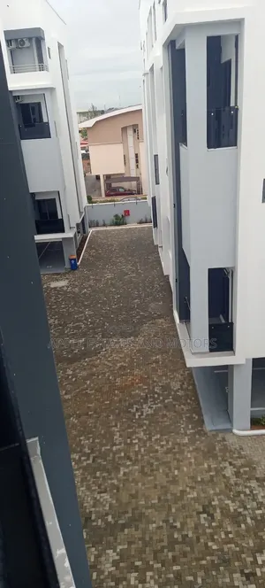 4bdrm Duplex in Adeniran Ogunsanya for sale