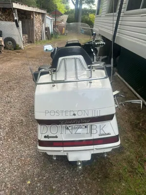Honda Gold Wing 1997 Gold