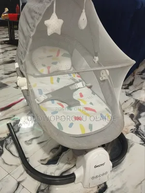 Gyoyo Baby Swing