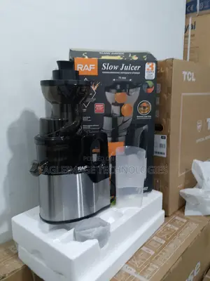 Premium-Built Raf R.2857 Juicer- Solid Quality