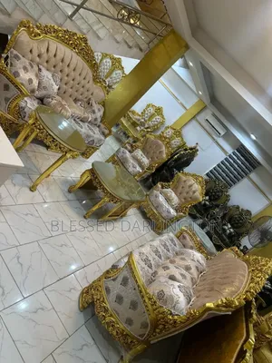 Royal Standard Royal Chair