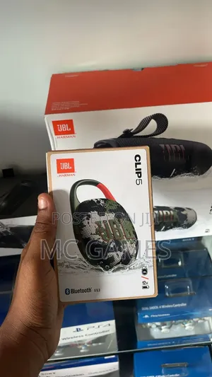 JBL Clip 5