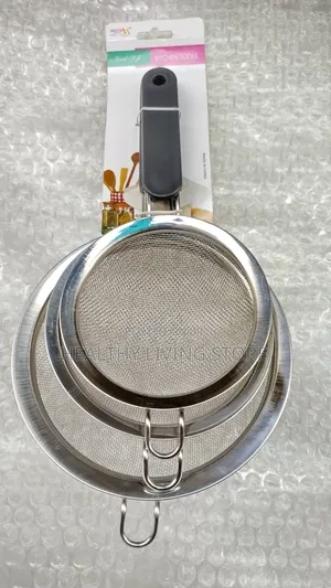 Kitchen Strainer (A Set Of 3)