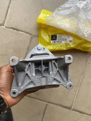 Gearbox Seating Mercedes Benz GLC