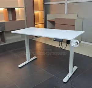 Electric Adjustable Gaming Table