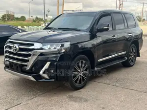 Toyota Land Cruiser 5.7 V8 VXR 2017 Black