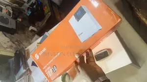 Srne 3.3kva 24v Hybrid Inverter With 80mppt Charge Controlle