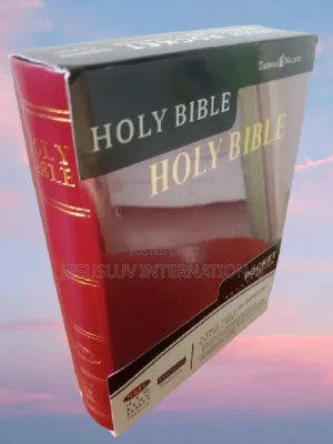 Holy Bible: NKJV Compact ( Pocket Edition) Leathersoft -