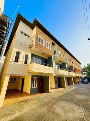 Furnished 3bdrm Townhouse/Terrace in Lekki for sale