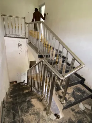 Golden Mixed With Silver Handrails Steel Pipe