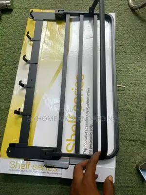 Black Multiple Towel Rack With Multiple Hooks
