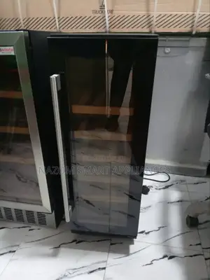 Medium Sized Wooden Wine Chiller