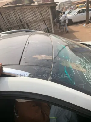 Gle350 2016 Windscreen Glass Panoramic Roof Available