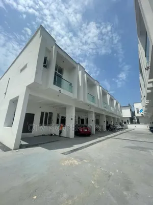 Furnished 2bdrm Townhouse/Terrace in Lekki for sale