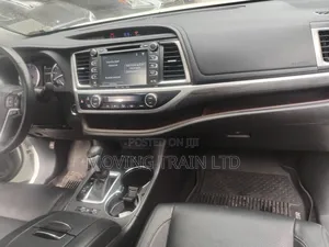 Toyota Highlander Limited 4x4 V6 (3.5L 6cyl 8A) 2018 White