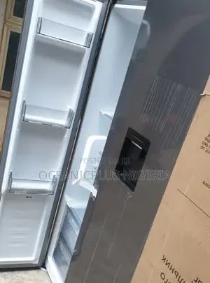 Highly Efficient Hisense 529 Litre Side by Side Refrigerator