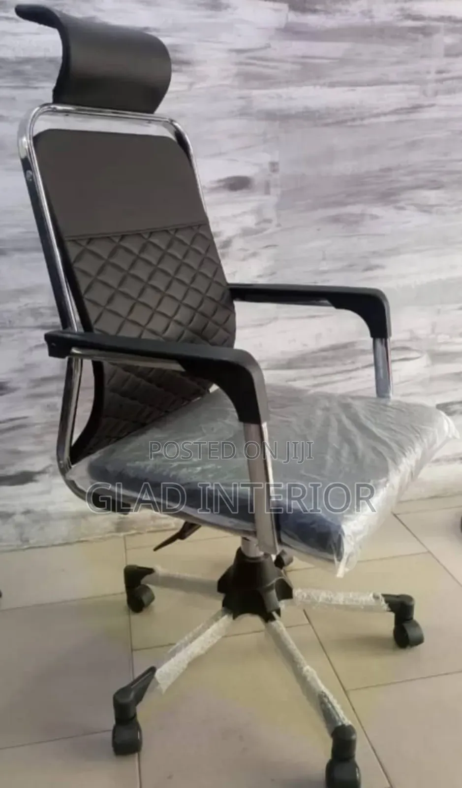 Executive Swivel Office Chair