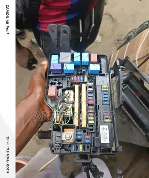 Complete Fuse Box Toyota Venza 4plug Engine