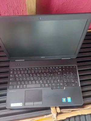 Laptop Dell Latitude 5540 4GB Intel Core I3 HDD 500GB