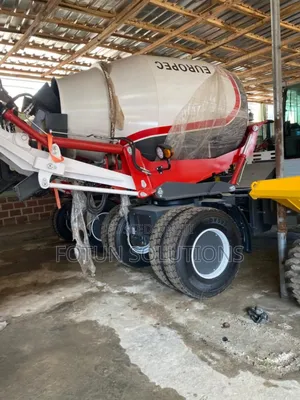 Mobile Concrete Mixer