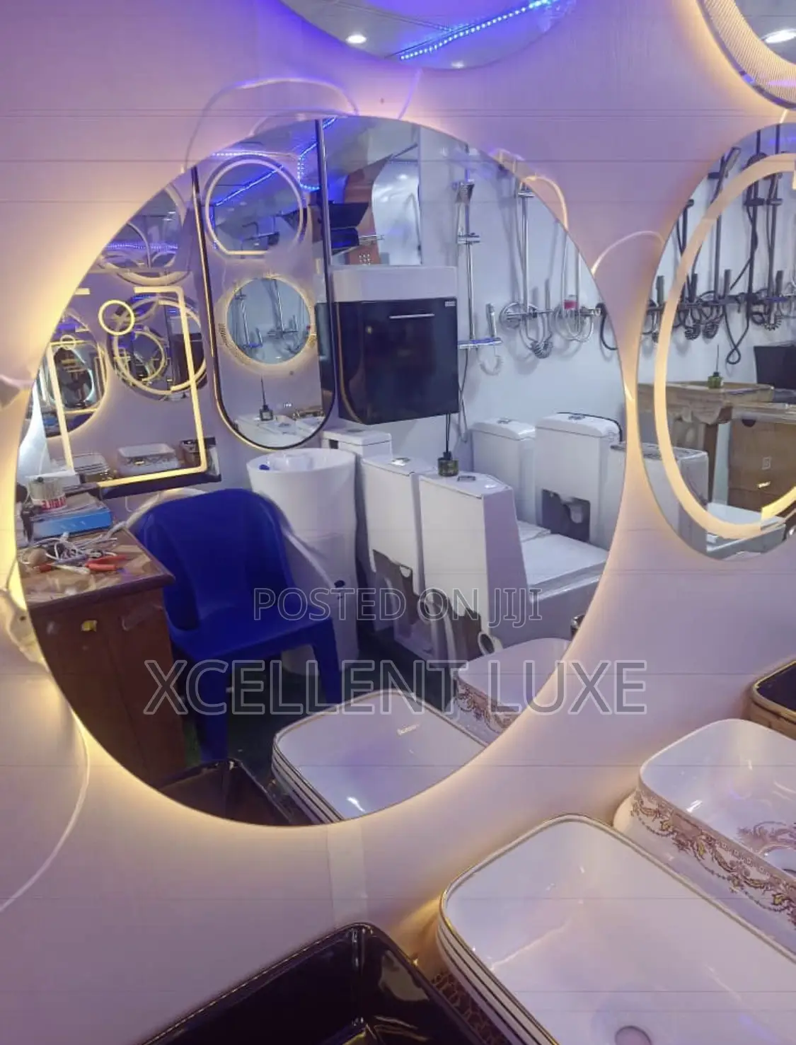 Plan Round Led Mirror With 3 Lights