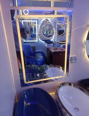 Square Led Mirror With 3 Lights Colors
